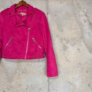Molly bracken hot pink faux suede cropped moto jacket gold accent small nwot